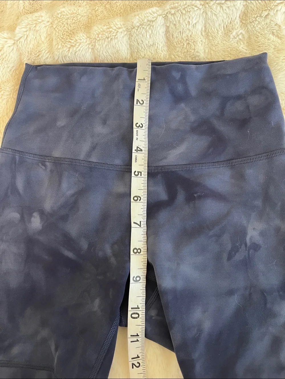 lululemon athletica Navy Tie-Dye High-Rise Bike Shorts - Picture 7 of 9